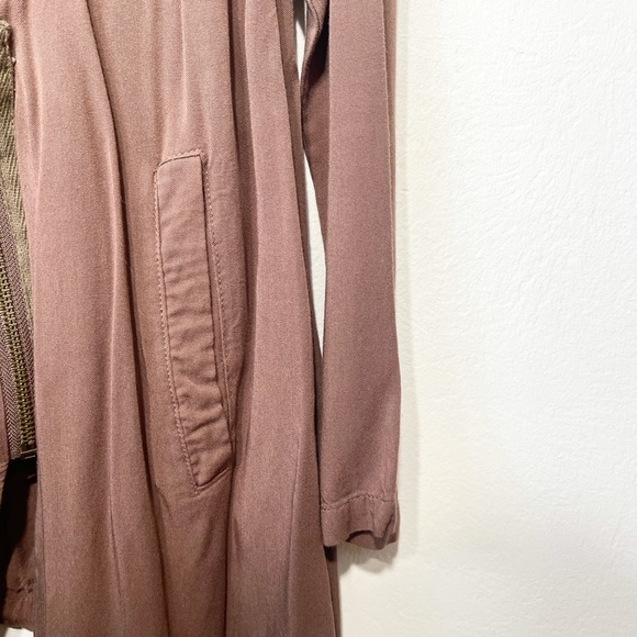 Mystree jacket - Picture 9 of 16